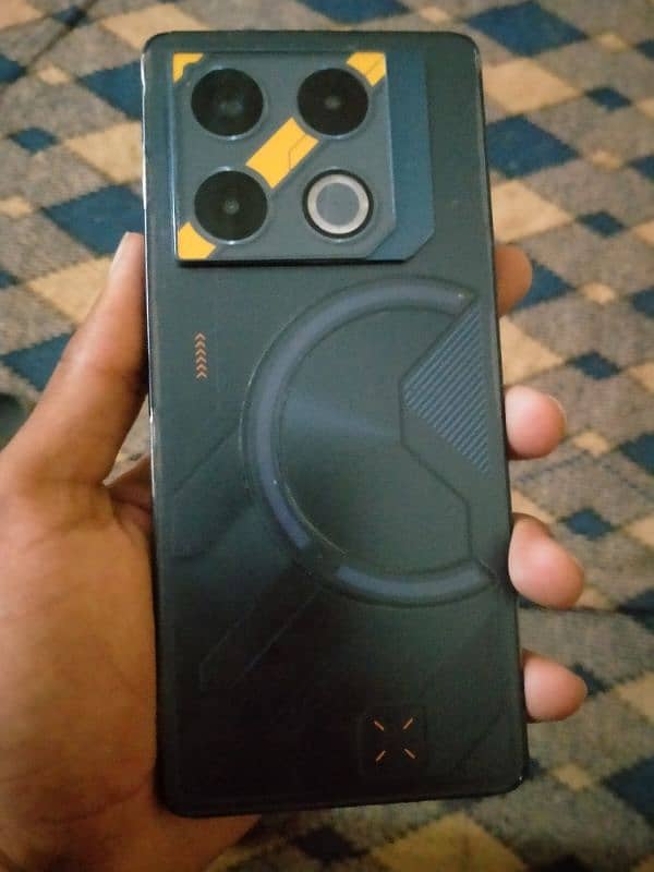 Infinix gt 20 pro 256 2