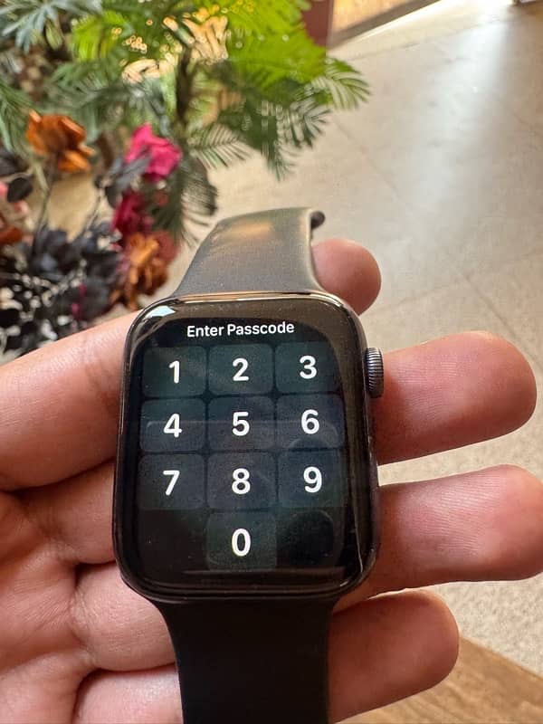 Apple Watch Series 5 44mm 0