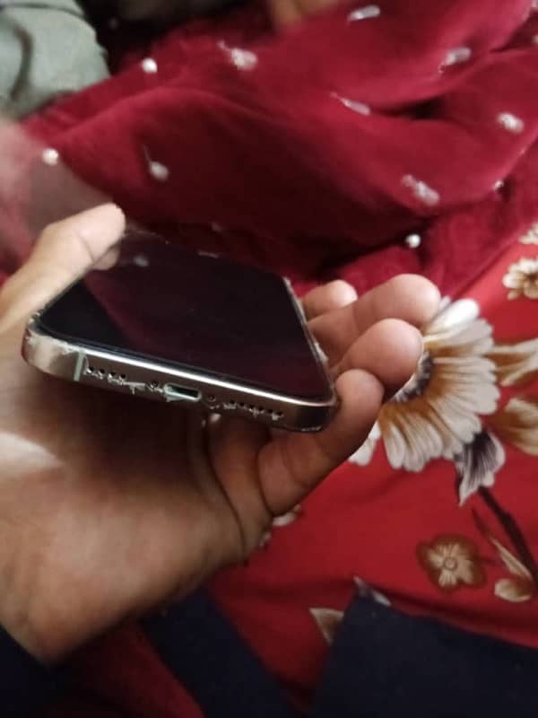 iPhone XR convert 15pro good condition 10by10 2