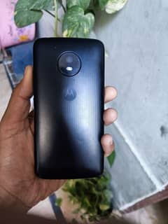 moto e4