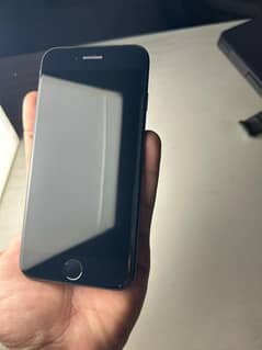 iPhone 7 | 32GB - 10/9 - PTA | Condition with Box Charger