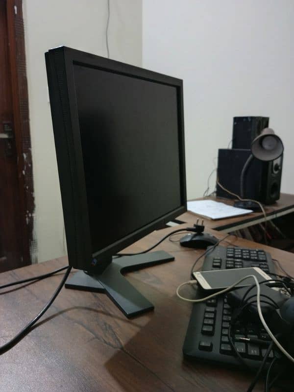 EIZO 17 inches LCD for computers for sale. 0