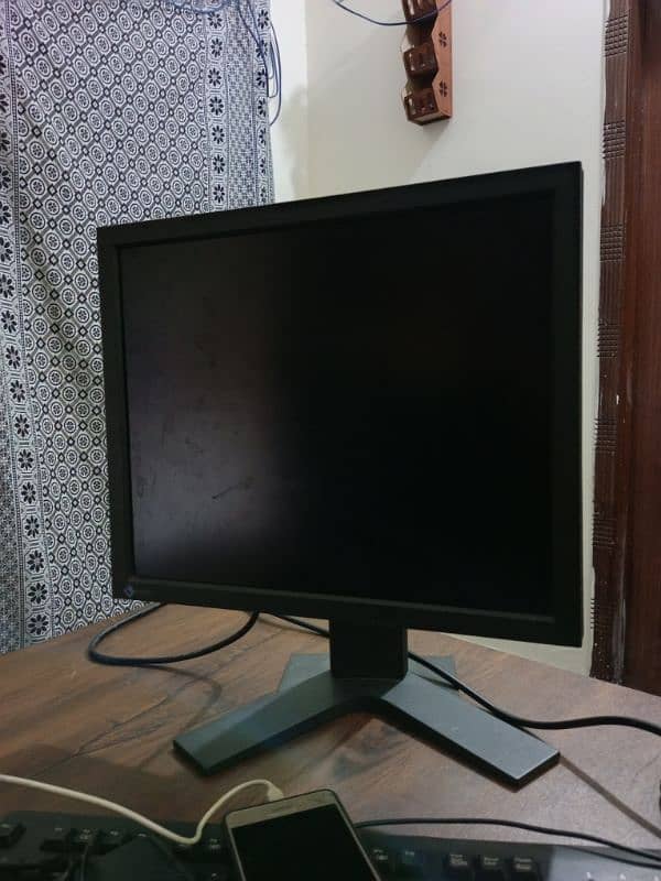 EIZO 17 inches LCD for computers for sale. 1