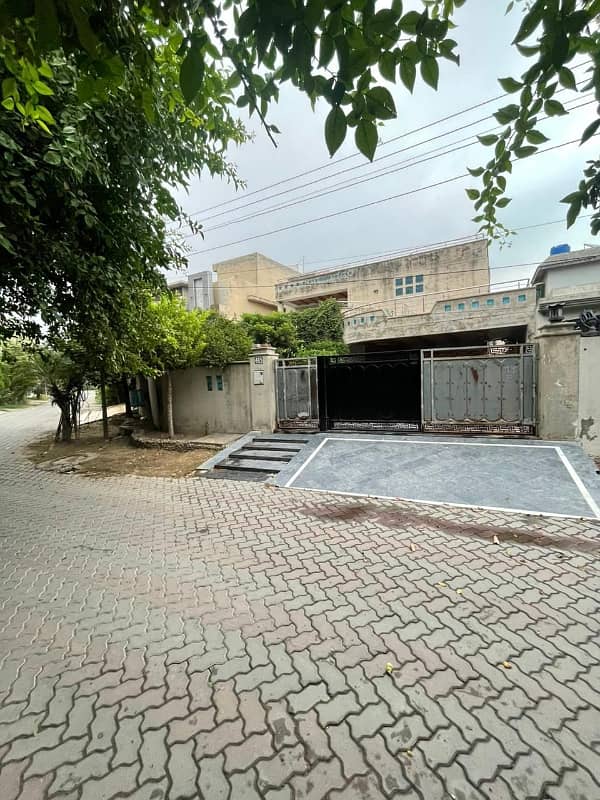 1 Kanal 4 Marlas Double storey House in canal view society Multan road Lahore 1