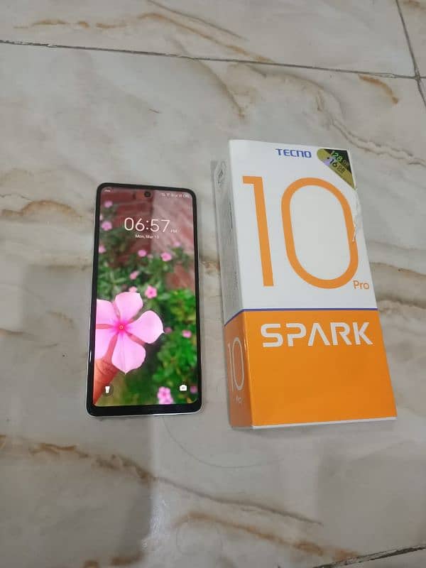 techno 10 pro spark. . . 6