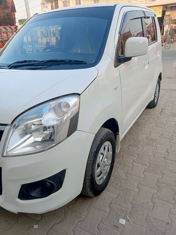 Suzuki Wagon R 2017/2018 4