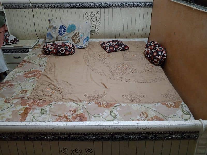 King Size Bed 1