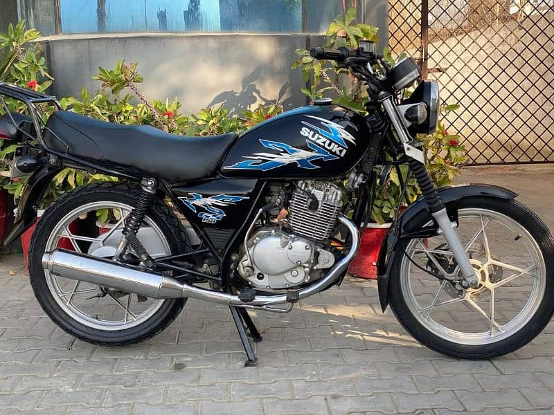 Suzuki GS SE 150cc 1