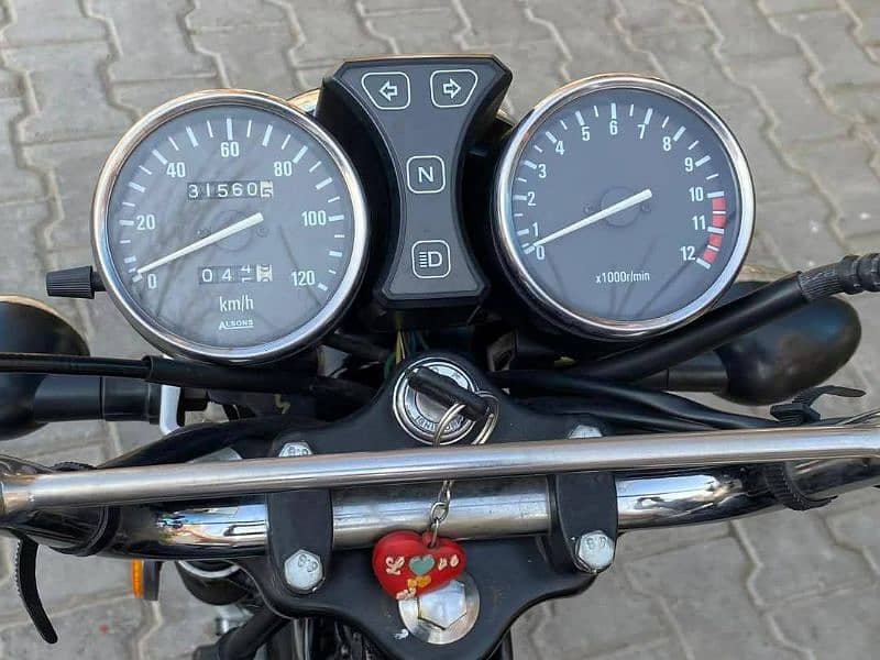 Suzuki GS SE 150cc 2