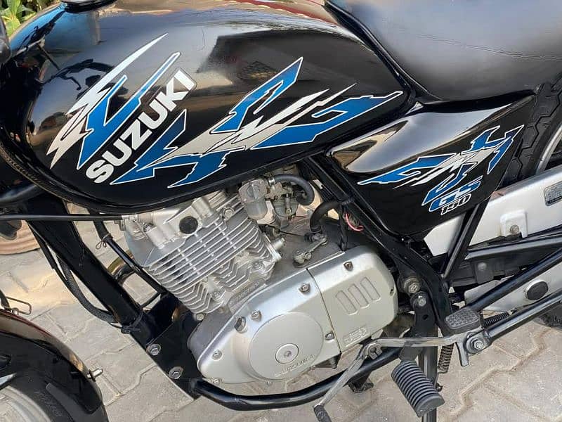 Suzuki GS SE 150cc 9