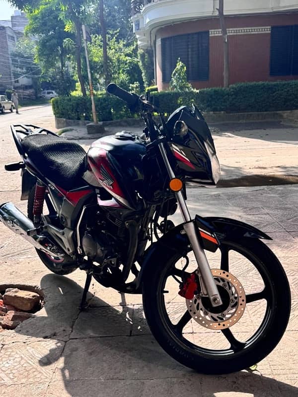 Honda CB150f 2