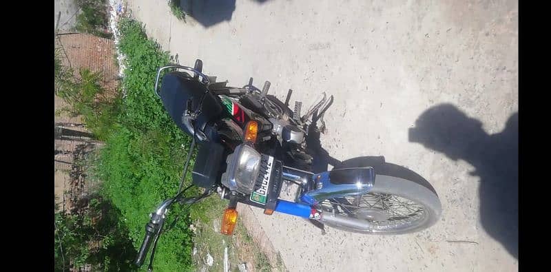 Honda 70 2017 model rim thory sa rough Hain baki condition apke Samna 0