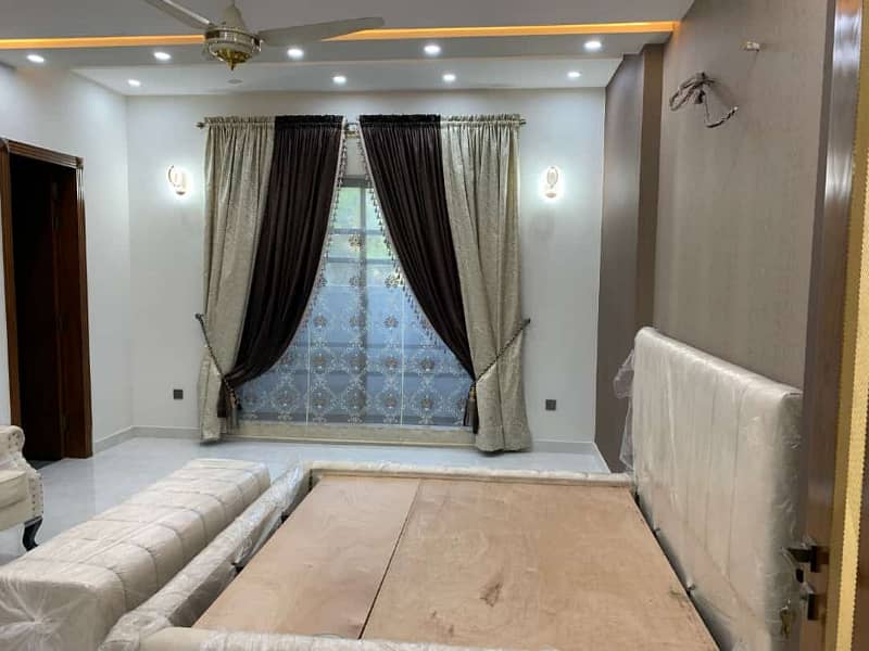 ONE KANAL LOWER PORTION AVAILABLE FOR RENT IN VALENCIA TOWN LAHORE 10