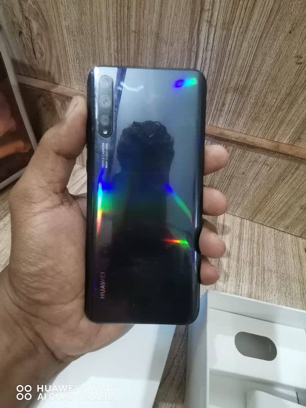 Huawei Y8P trepl AI camre 1