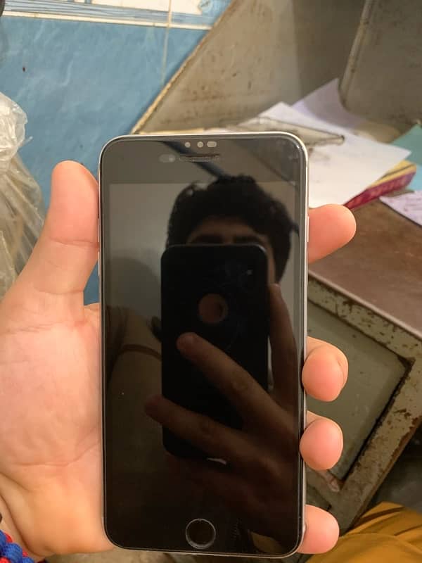 iphone 6s plus Bilkol saaf phone hai 1