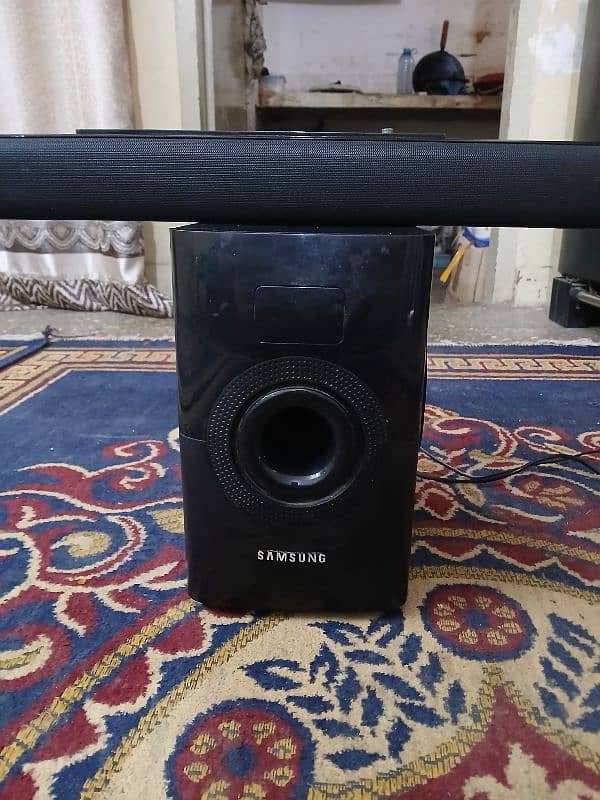 Samsung home theater and bar 3