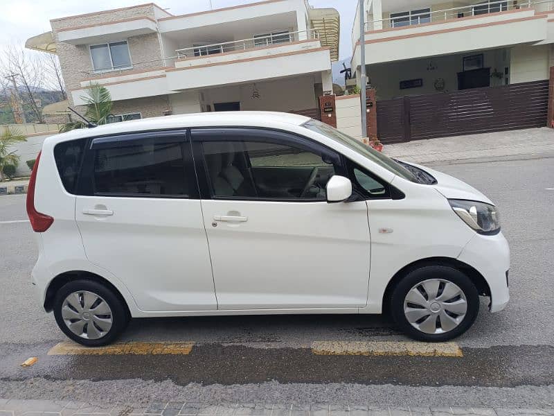 Mitsubishi Ek Wagon 2017 14