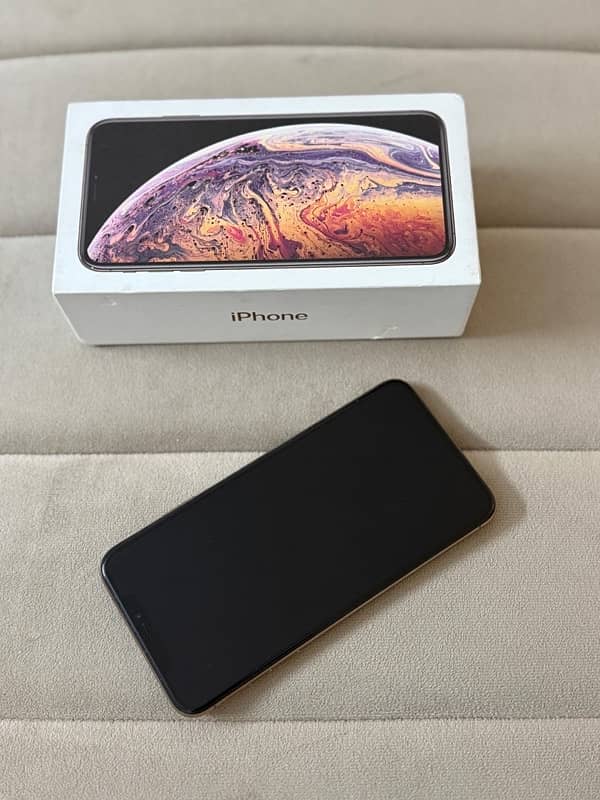 iPhone XS Max 256 gb, PTA approved 1