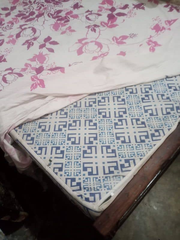 Tali ke pure wood single bed for sale used but like new 2