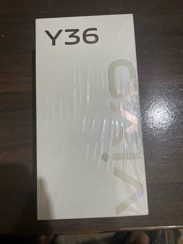 Vivo y36 256gb with box brand new condition scratch less mobile 0