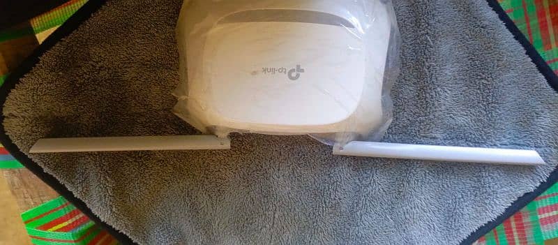 Used But Almost Brand New WiFi Router, only one month use urgent sell 1