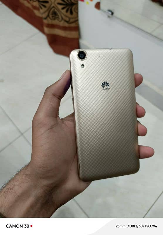 Huawei Y6-2 8