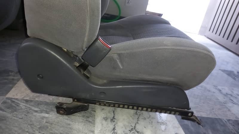 toyota surf 1996 complete seat set 18