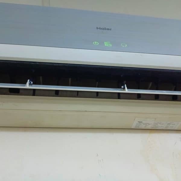 Haier 1 ton AC Non Inverter for sale 2