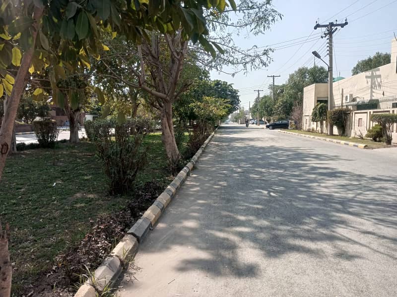 12 Marla Corner Three Side Open Commercial Plot IEP Town Sector B Near Wapda Town Lahore 4