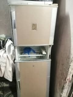 dawlancec fridge for sale small size