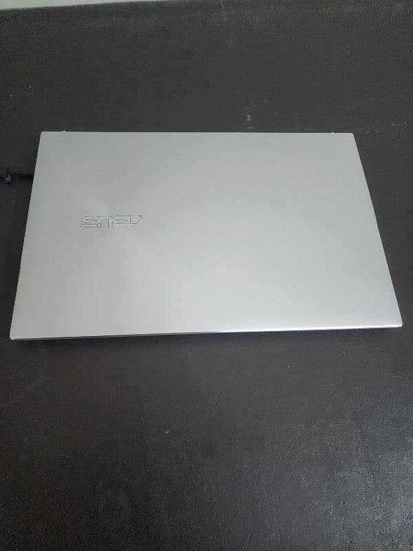 ASUS Zenbook 13 2