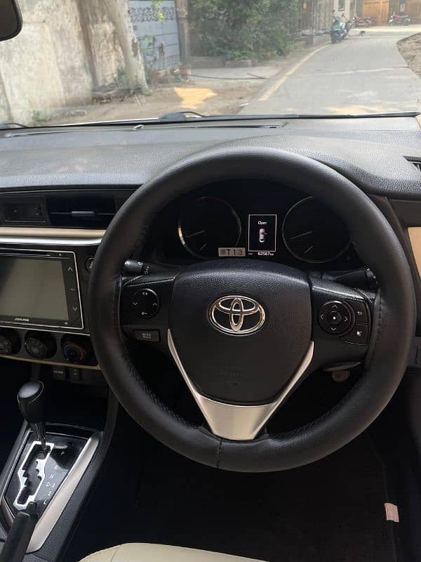 Toyota Corolla Altis 1.6 Automatic 2018 10