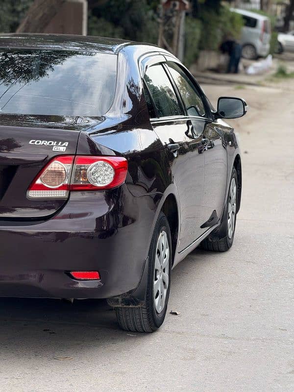 Toyota Corolla GLI 2012 5