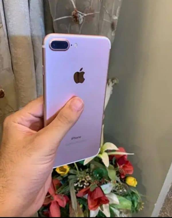 Apply iPhone 7 puls 128GB for sale 0326/8751/146 Wahtsap number 1