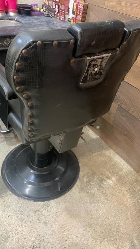 Salon Chair for Sale 3