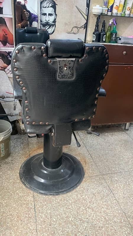 Salon Chair for Sale 4