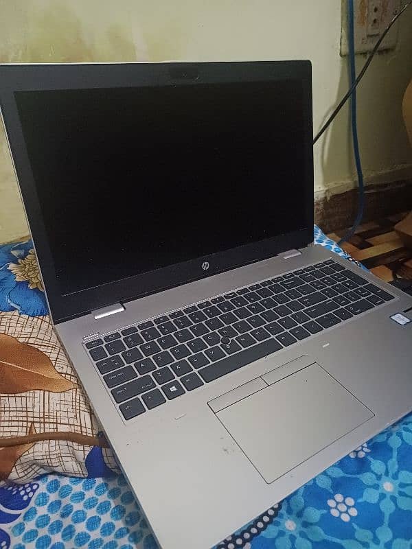 HP Laptop pro core i7 vpro 7gen 1