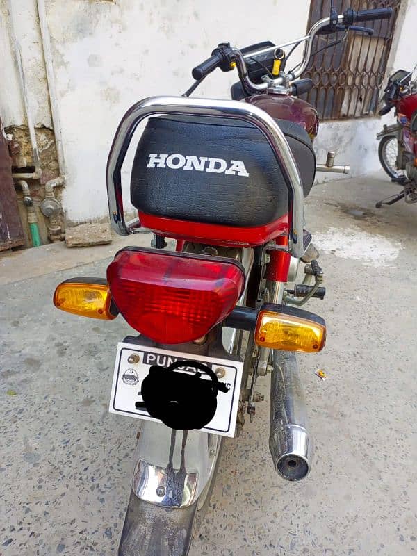 honda cd 70 for urgent sale 6