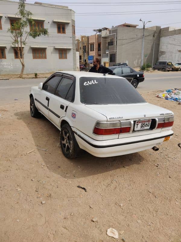 Toyota Corolla 1991 3