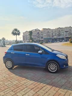 Toyota Vitz Jewela 2012