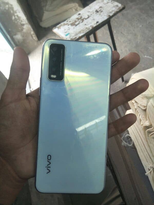 vivo y20 lush condition good battery timming 4 64 4