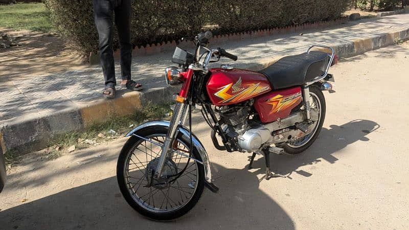 Honda CG 125 2021 Karachi number 1