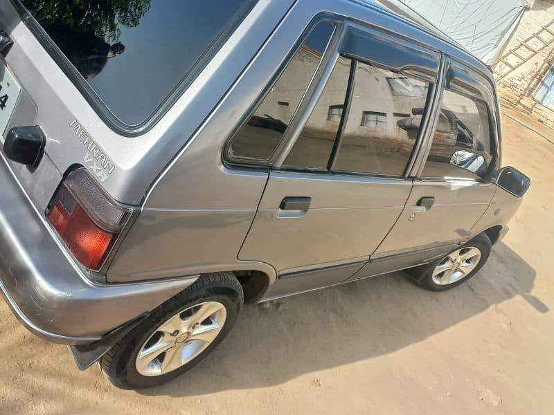 model no 18   6300km used 1