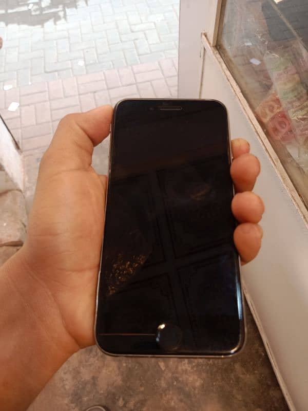 iphone 6s non PTA 1