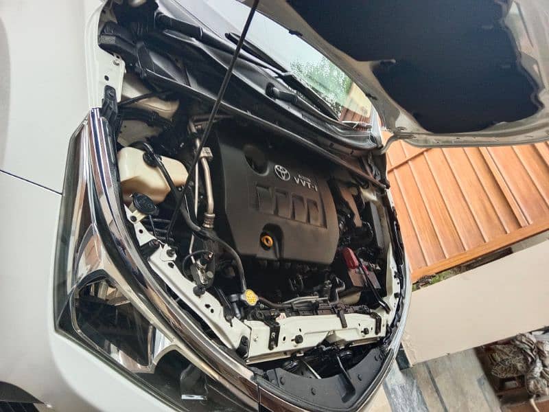 Toyota Altis 1.6 2018 4