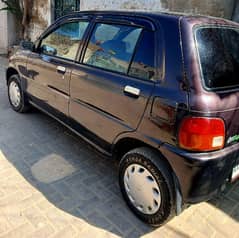 Daihatsu Cuore 2012