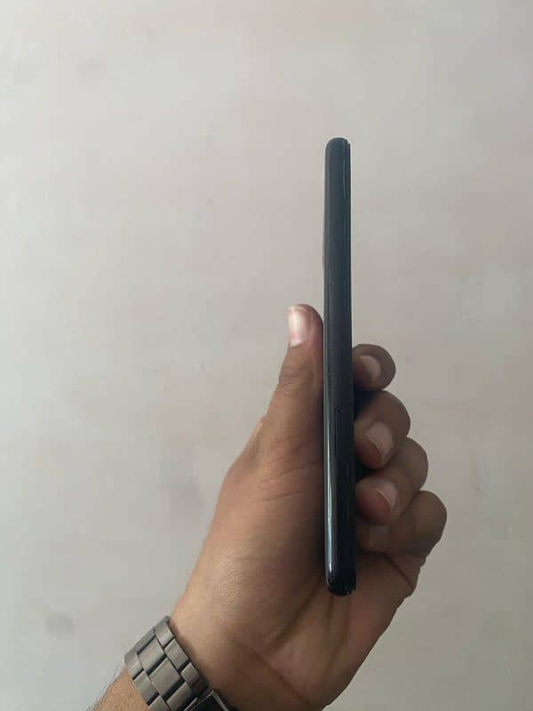 Gogal pixel 4A 5G 6GB 128GB condition 10/10. 1