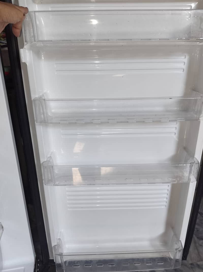 PEL Inverton Technology Refrigerator 3