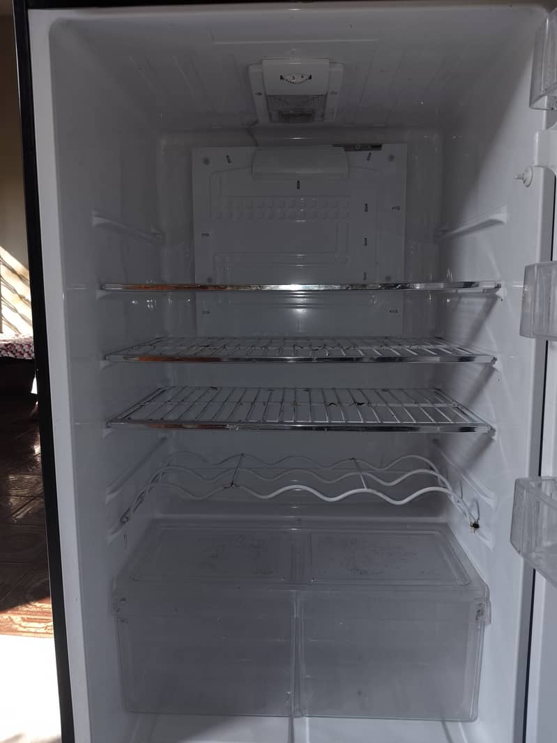 PEL Inverton Technology Refrigerator 8