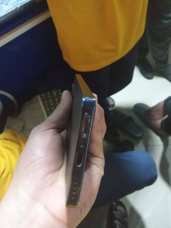 infinix note 40 10/10 condition 1